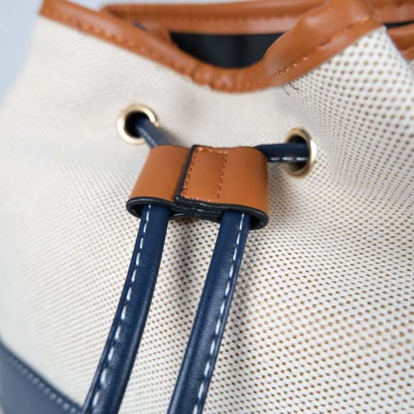 Small Bucket Style Convertible Backpack Bucket Women Bag Crossbody Bag - Picture 3 of 9